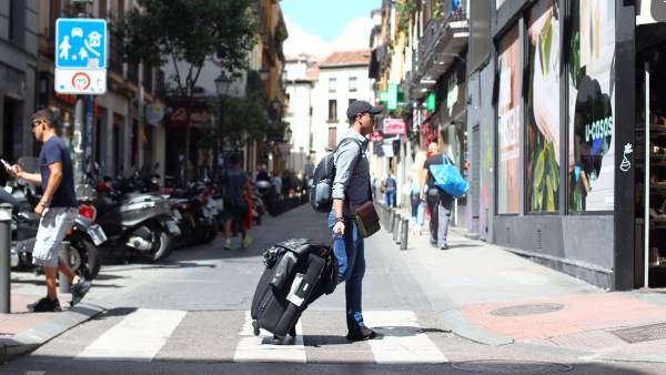 Un turista en el distrito Centro Un turista en el distrito Centro