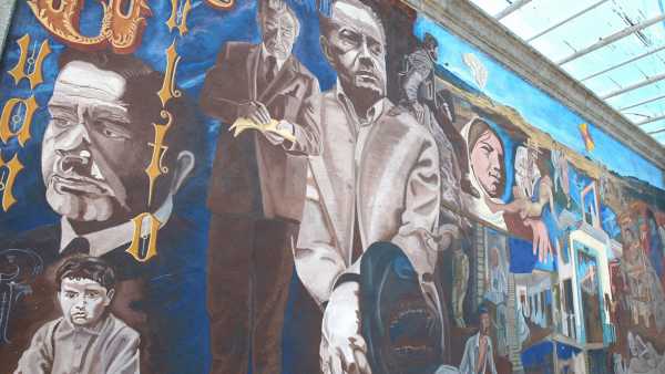 Mural dedicado a Juan Rulfo Mural dedicado a Juan Rulfo