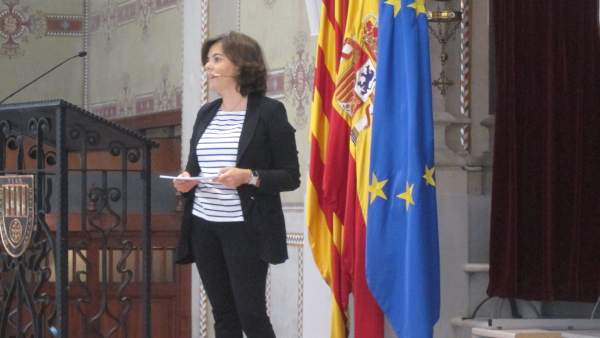 La Vicepresidenta Del Gobierno, Soraya Sáenz De Santamaría. La Vicepresidenta Del Gobierno, Soraya Sáenz De Santamaría.