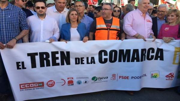 Irene García en la manifestación por la Algeciras-Bobadilla Irene García en la manifestación por la Algeciras-Bobadilla