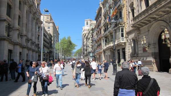 Gente, persona, personas, paseando, paseo, familia, familias, compras Gente, persona, personas, paseando, paseo, familia, familias, compras