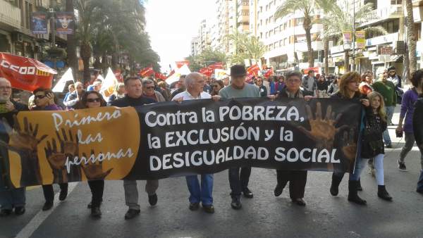 La PIC atorga el X Premi Adrián López a la Plataforma contra la Pobresa, Exclusió i Desigualtat Social d'Alacant La PIC atorga el X Premi Adrián López a la Plataforma contra la Pobresa, Exclusió i Desigualtat Social d'Alacant