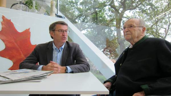 Gerardo Fernández Albor en Santiago con Feijóo Gerardo Fernández Albor en Santiago con Feijóo