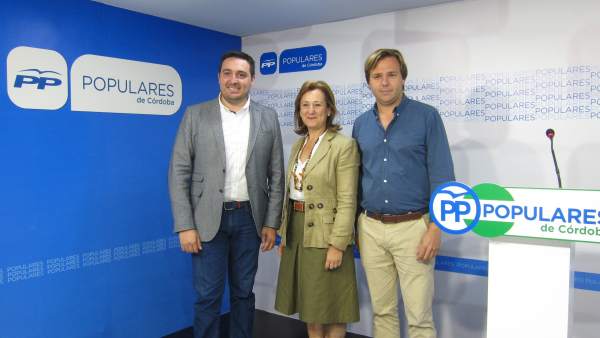 Antonio Repullo, Laura Ruiz y José María Estepa Antonio Repullo, Laura Ruiz y José María Estepa