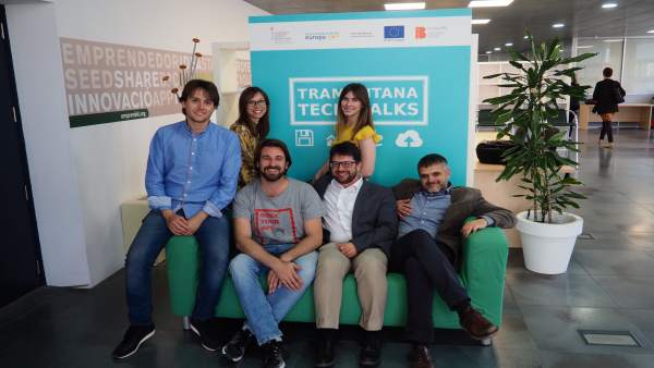Presentación del programa Emprenbit Tech Camp Presentación del programa Emprenbit Tech Camp