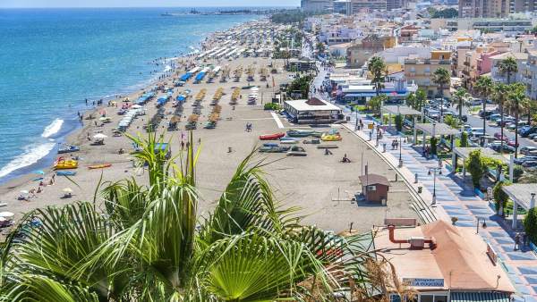 Torremolinos playas litoral andaluz málaga turismo arena hamaca, sol palmera Torremolinos playas litoral andaluz málaga turismo arena hamaca, sol palmera