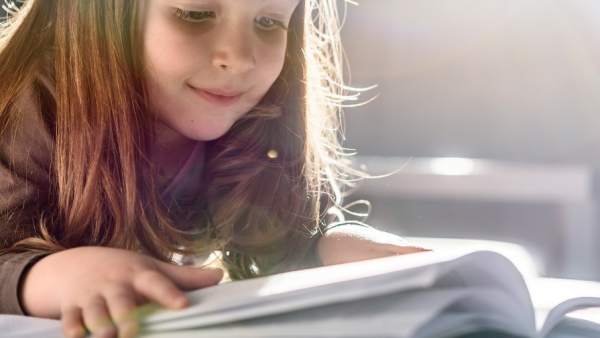 Un 85,2% de entre seis a nueve años lee libros que no son de texto, según el estudio. Un 85,2% de entre seis a nueve años lee libros que no son de texto, según el estudio.