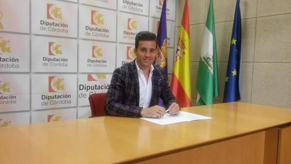 Torralbo presenta las convocatorias de Juventud y Deportes Torralbo presenta las convocatorias de Juventud y Deportes