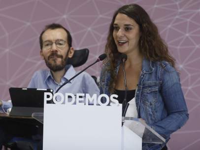 Noelia Vera y Pablo Echenique ofrecen una rueda de prensa