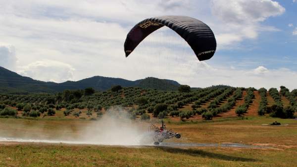 Festival Internacional del Aire El Yelmo Festival Internacional del Aire El Yelmo