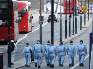 Los forenses investigan el atentado en Londres
