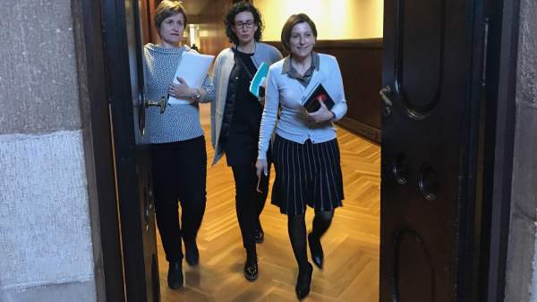 Reunió de JxSí amb A.Simó, M.Rovira y C.Forcadell Reunió de JxSí amb A.Simó, M.Rovira y C.Forcadell