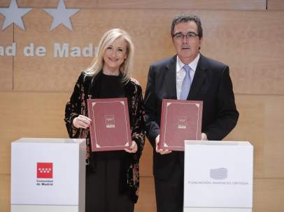 Firma del convenio entre la Comunidad de Madrid y la Fundación Amancio Ortega