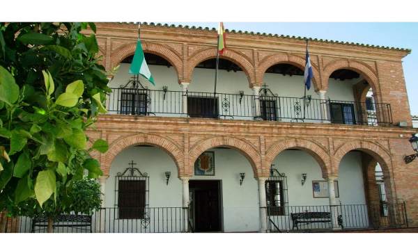 El Ayuntamiento de Bollullos. El Ayuntamiento de Bollullos.