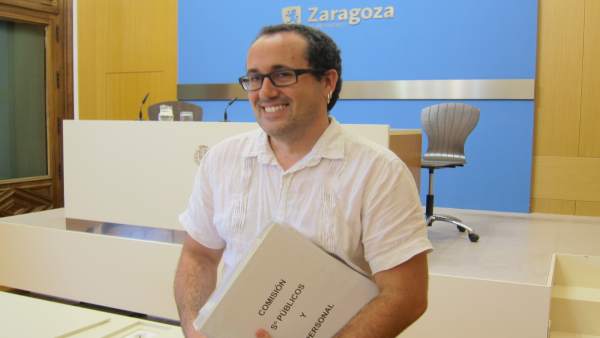 El consejero de Servicios Públicos y Personal, Alberto Cubero, en Ayuntamiento El consejero de Servicios Públicos y Personal, Alberto Cubero, en Ayuntamiento