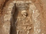 Localizan la sepultura de un adolescente islámico del siglo VIII en Barcelona