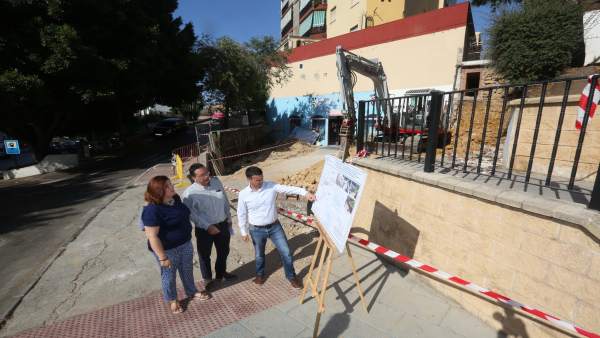 Marbella asume reconstrucción de un muro tras inundaciones Marbella asume reconstrucción de un muro tras inundaciones