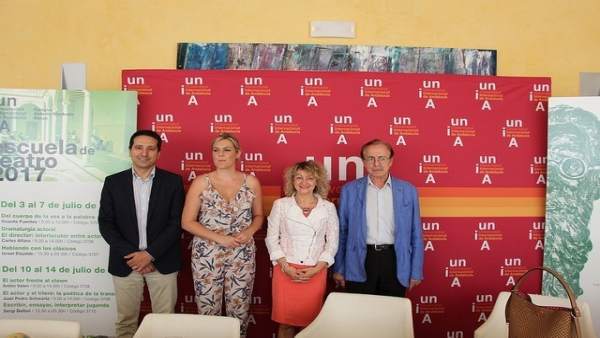 Presentación de la Escuela de Teatro de la UNIA en Baeza Presentación de la Escuela de Teatro de la UNIA en Baeza