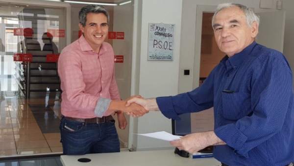 Zuloaga registró esta mañan su candidatura Zuloaga registró esta mañan su candidatura