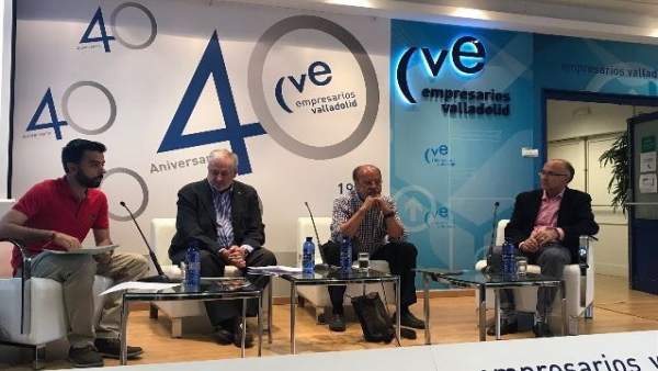 Debate sobre el período 1997-2015 con Manuel Soler, De la Riva y Ruiz Medrano Debate sobre el período 1997-2015 con Manuel Soler, De la Riva y Ruiz Medrano