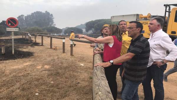 Susana Díaz visita zonas afectadas por el incendio de Moguer (Huelva) Susana Díaz visita zonas afectadas por el incendio de Moguer (Huelva)