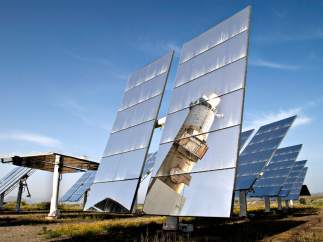 Plataforma solar energía renovable energía solar