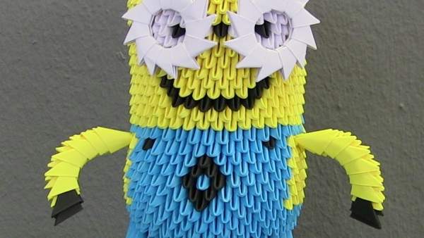 Modelo de origami de 'Gru 3, mi villano favorito' Modelo de origami de 'Gru 3, mi villano favorito'