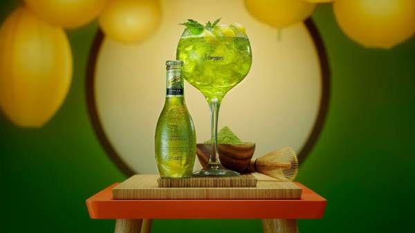 Schweppes Tónica & Matcha Schweppes Tónica & Matcha