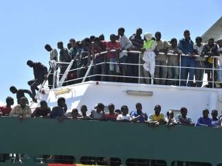 Rescate de inmigrantes
