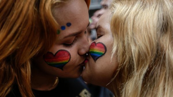 Beso arcoíris Beso arcoíris