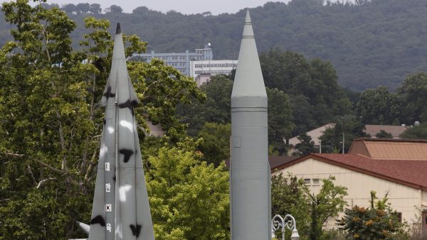 Corea del Norte lanza un nuevo misil Corea del Norte lanza un nuevo misil
