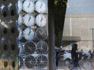 Escultura homenaje a las víctimas del metro