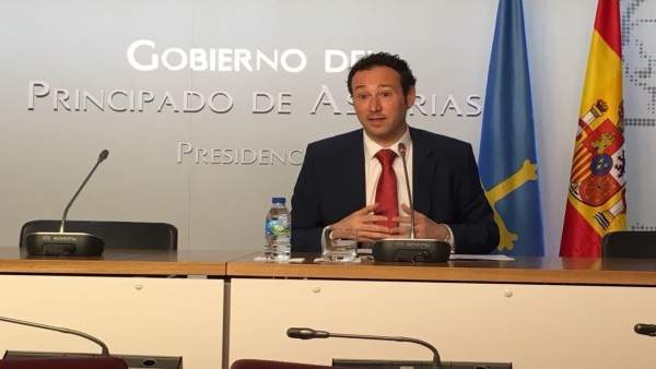 Guillermo Martínez Guillermo Martínez