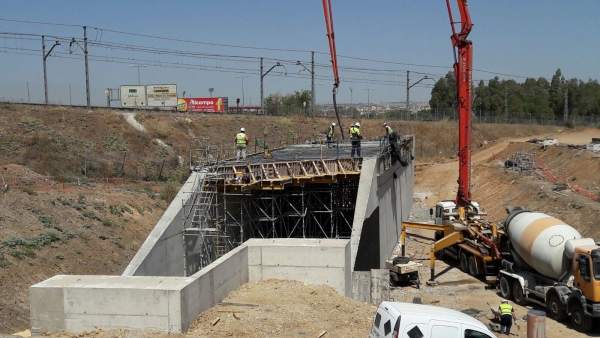 Nota Prensa: Metro De Sevilla Suspende Este Verano Su Servicio En Montequinto Po Nota Prensa: Metro De Sevilla Suspende Este Verano Su Servicio En Montequinto Po