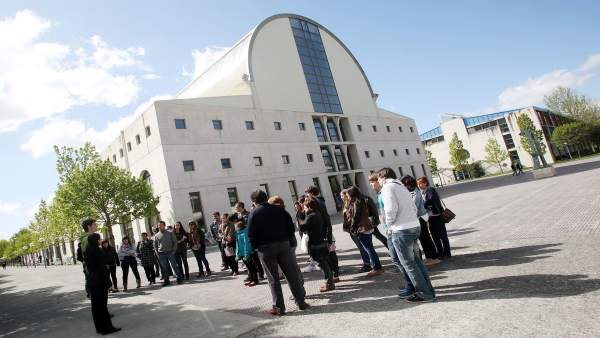 Universidad Pública de Navarra. Universidad Pública de Navarra.