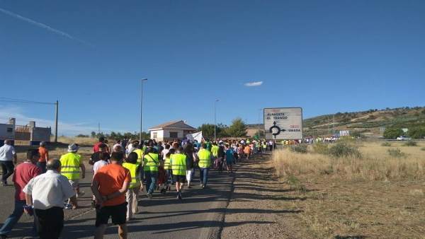 Maniufestación del 29 de junio por la A-32 Maniufestación del 29 de junio por la A-32