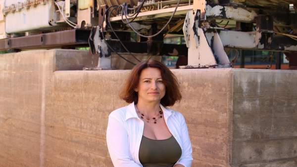 Vasiliki Mitsou. Científica Titular CSIC en el Instituto de Física Corpuscular Vasiliki Mitsou. Científica Titular CSIC en el Instituto de Física Corpuscular