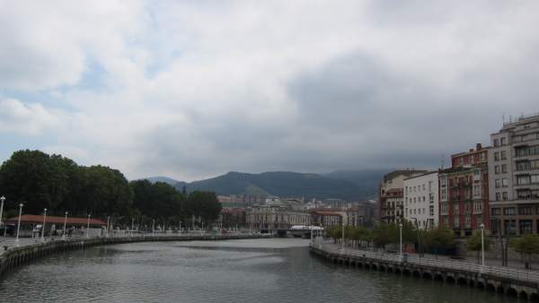 Cielos nubosos en Bilbao Cielos nubosos en Bilbao