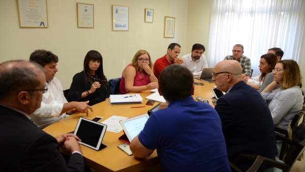 Nota De Prensa Y Fotografía: Tdt Constitución Comisión Nota De Prensa Y Fotografía: Tdt Constitución Comisión