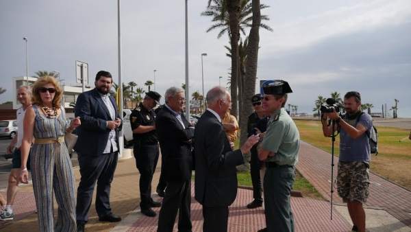 Presentación de la operación verano de seguridad en Roquetas de Mar Presentación de la operación verano de seguridad en Roquetas de Mar