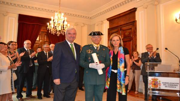 Vicente Reig es condecorado con la Encomienda de la Orden de Isabel la Católica Vicente Reig es condecorado con la Encomienda de la Orden de Isabel la Católica