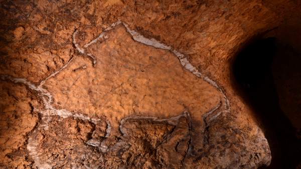 Representación de un bisonte en Aitzbitarte Representación de un bisonte en Aitzbitarte