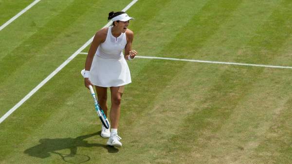 Garbiñe Muguruza celebra la victoria Garbiñe Muguruza celebra la victoria