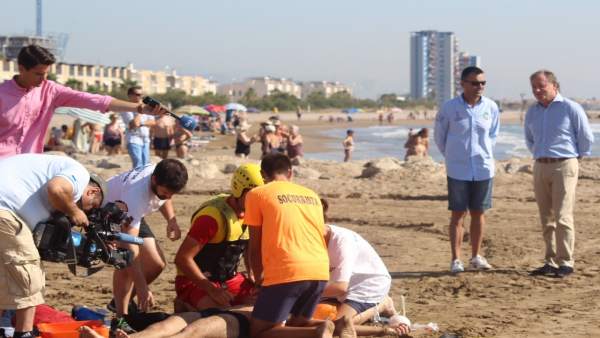 Seixanta-set persones perden la vida ofegades en espais aquàtics valencians en 2017 Seixanta-set persones perden la vida ofegades en espais aquàtics valencians en 2017