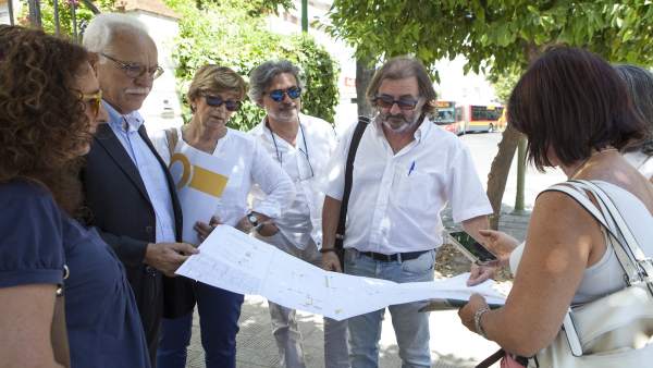 Sevilla. 11/07/2017. Información Sobre Obras De Mejora En Los Pasos Peatonales Y Sevilla. 11/07/2017. Información Sobre Obras De Mejora En Los Pasos Peatonales Y