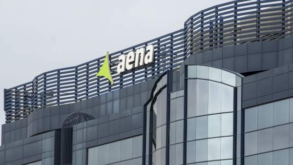 Edificio de Servicios Centrales de AENA en la calle Peonías de Madrid Edificio de Servicios Centrales de AENA en la calle Peonías de Madrid