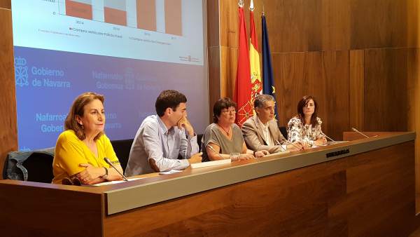 Rueda de prensa de la consejera Beaumont. Rueda de prensa de la consejera Beaumont.