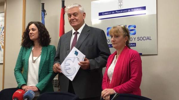 El CES presenta su informe sobre la situación de Asturias en 2016 El CES presenta su informe sobre la situación de Asturias en 2016