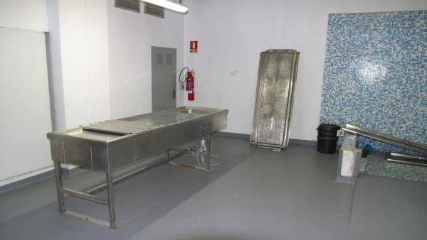 L'Ajuntament de València tanca noves instal·lacions del tanatori municipal per deficiències trobades en una inspecció L'Ajuntament de València tanca noves instal·lacions del tanatori municipal per deficiències trobades en una inspecció
