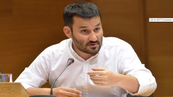 Vicent MArzà en su comparecencia en las Corts Valencianes Vicent MArzà en su comparecencia en las Corts Valencianes
